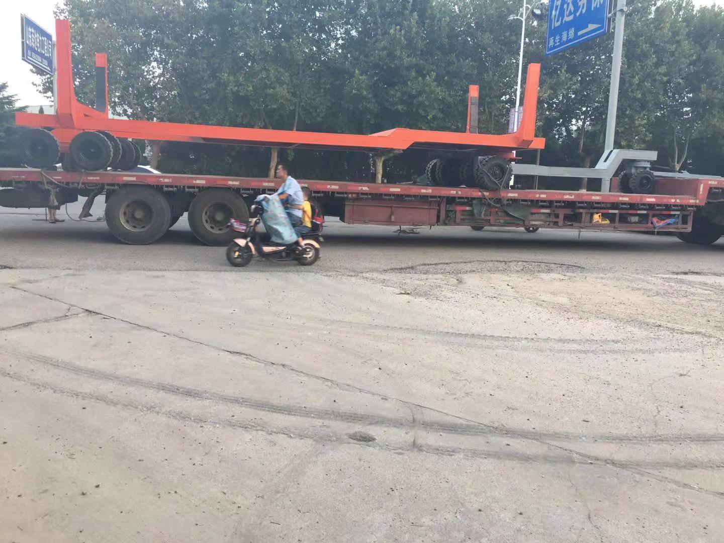 物流轉運工具車